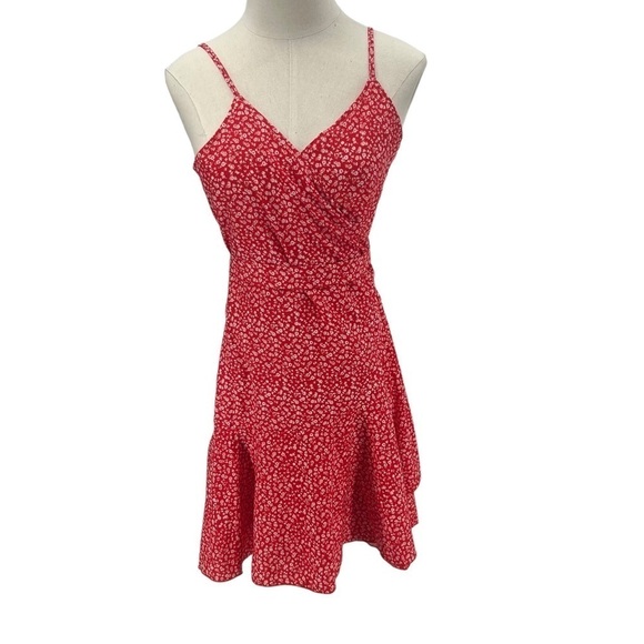 Dresses & Skirts - Floral Red White Pleated Sleeveless Mini Dress Size Medium Women’s